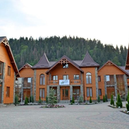 Sribni Rosy Hotel Mykulychyn Buitenkant foto
