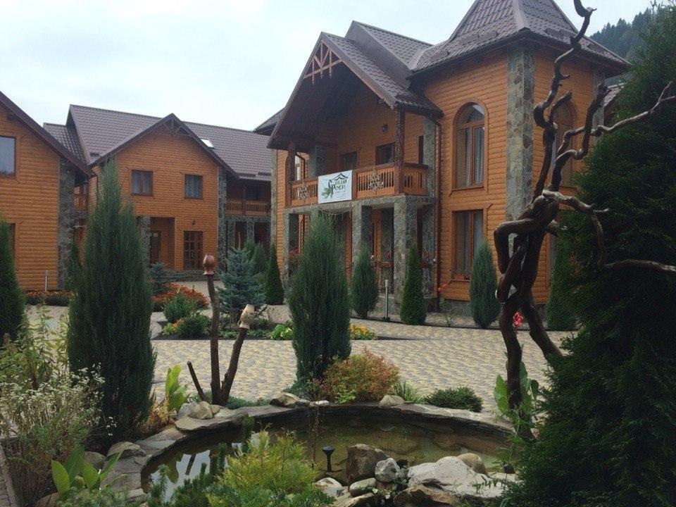 Sribni Rosy Hotel Mykulychyn Buitenkant foto