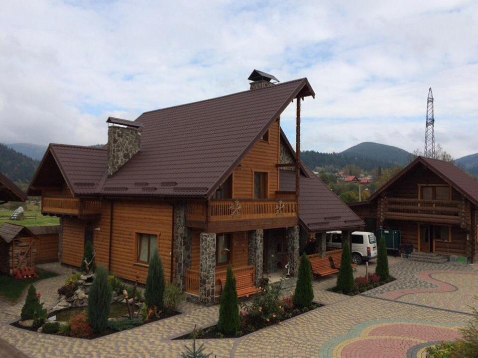 Sribni Rosy Hotel Mykulychyn Buitenkant foto