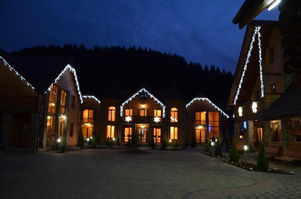 Sribni Rosy Hotel Mykulychyn Buitenkant foto